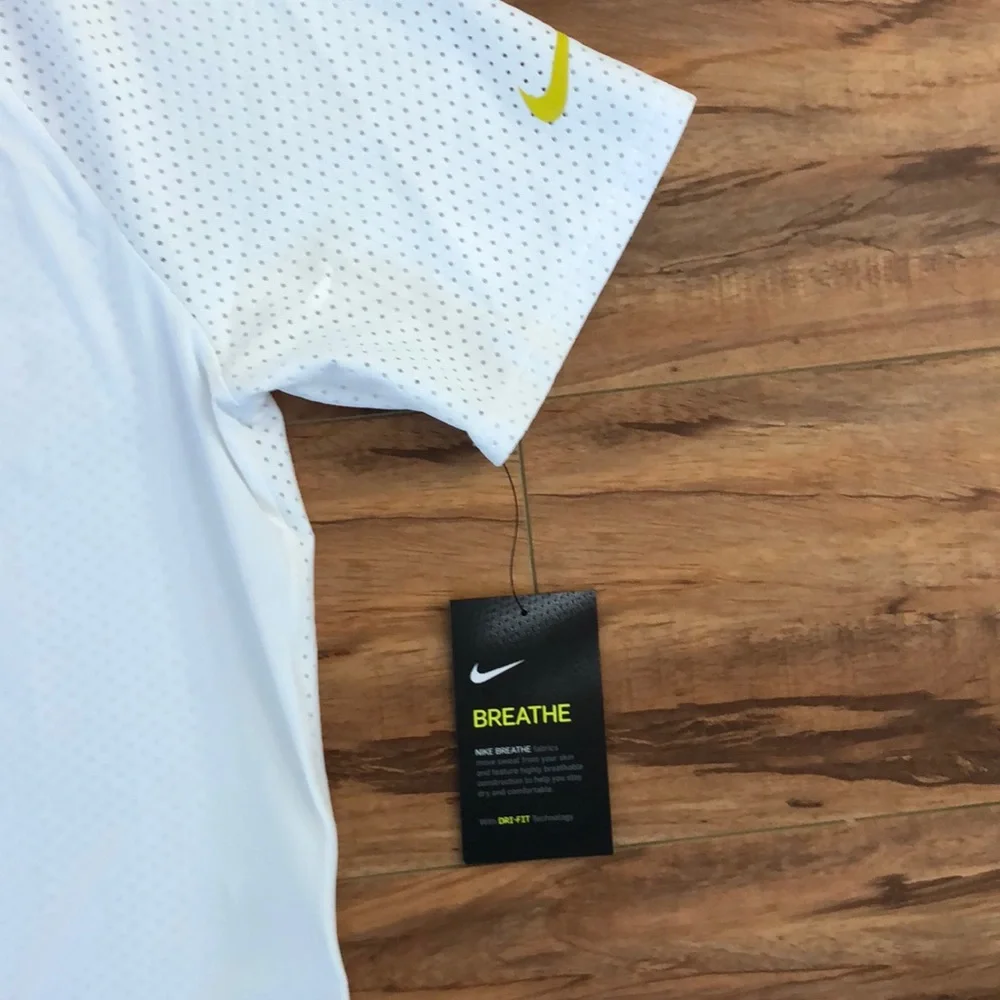 NWT Nike Running Boston Miles 2019 T-Shirt Women’s Medium